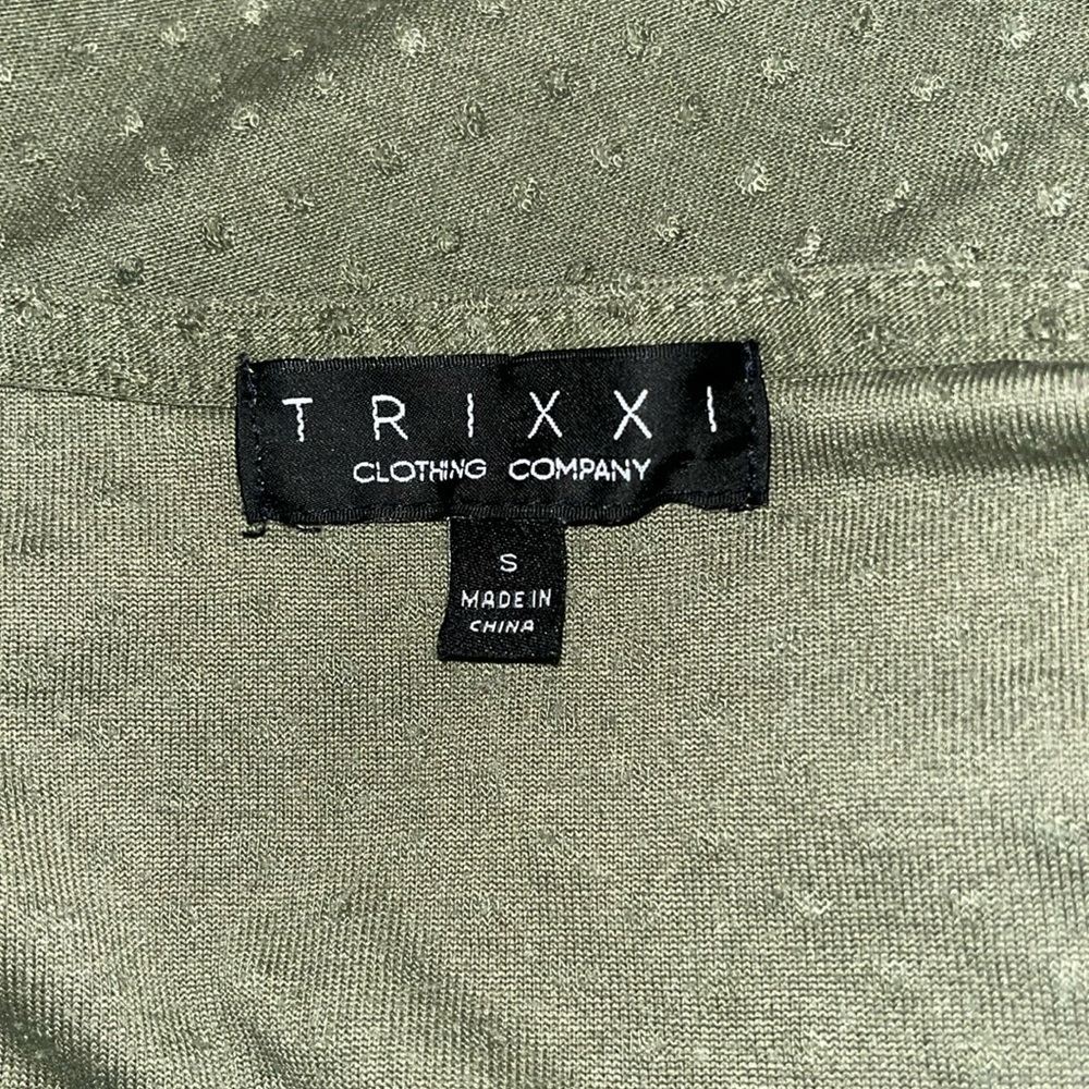 Trixxi Forest Green Cut Short Sleeve Blouse - Picture 6 of 7